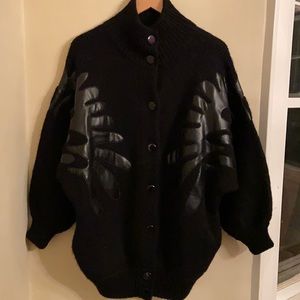 (Like new) Vintage oversized 90s Sweater Coat with Black pleather appliqué